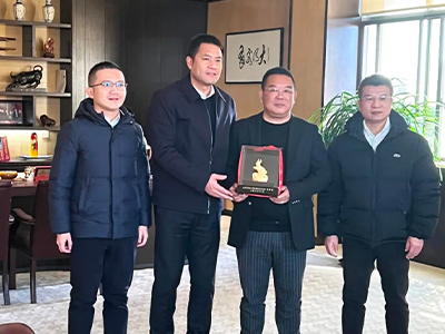 新春慰问送祝福｜永兴街路张文书记带队赴集团走访慰问